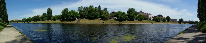 Panorama rijeke Bosut u Vinkovcima